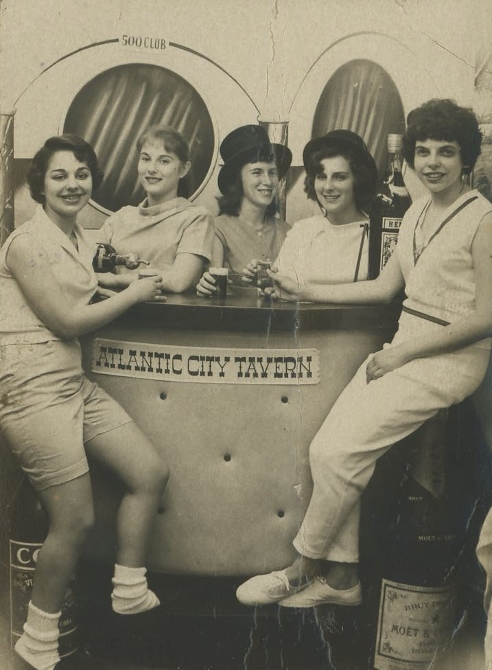 Linda Belifante, Heather Youngerman, Marilyn Gelman, Arlene Sternshuss, Marlene Dobrin