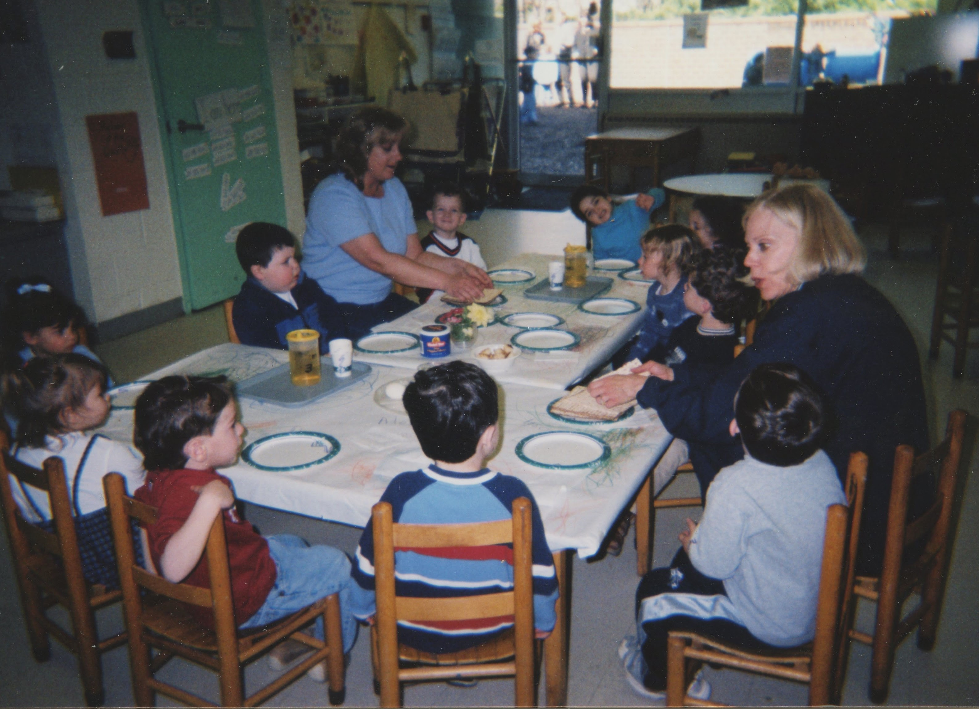 Washington Township (NJ) "Y" Passover model seder, teacher Marsha Greenber