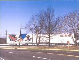 Alexander's Paramus
