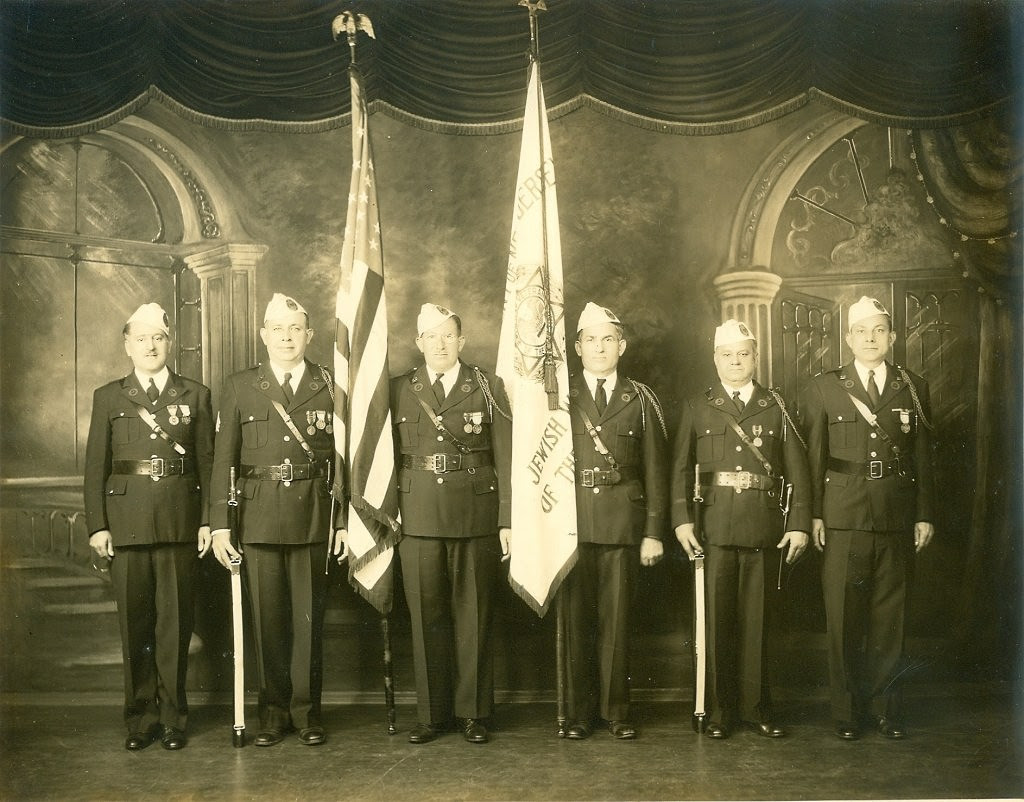 JWV_Honor_Guard_presenting_the_Colors