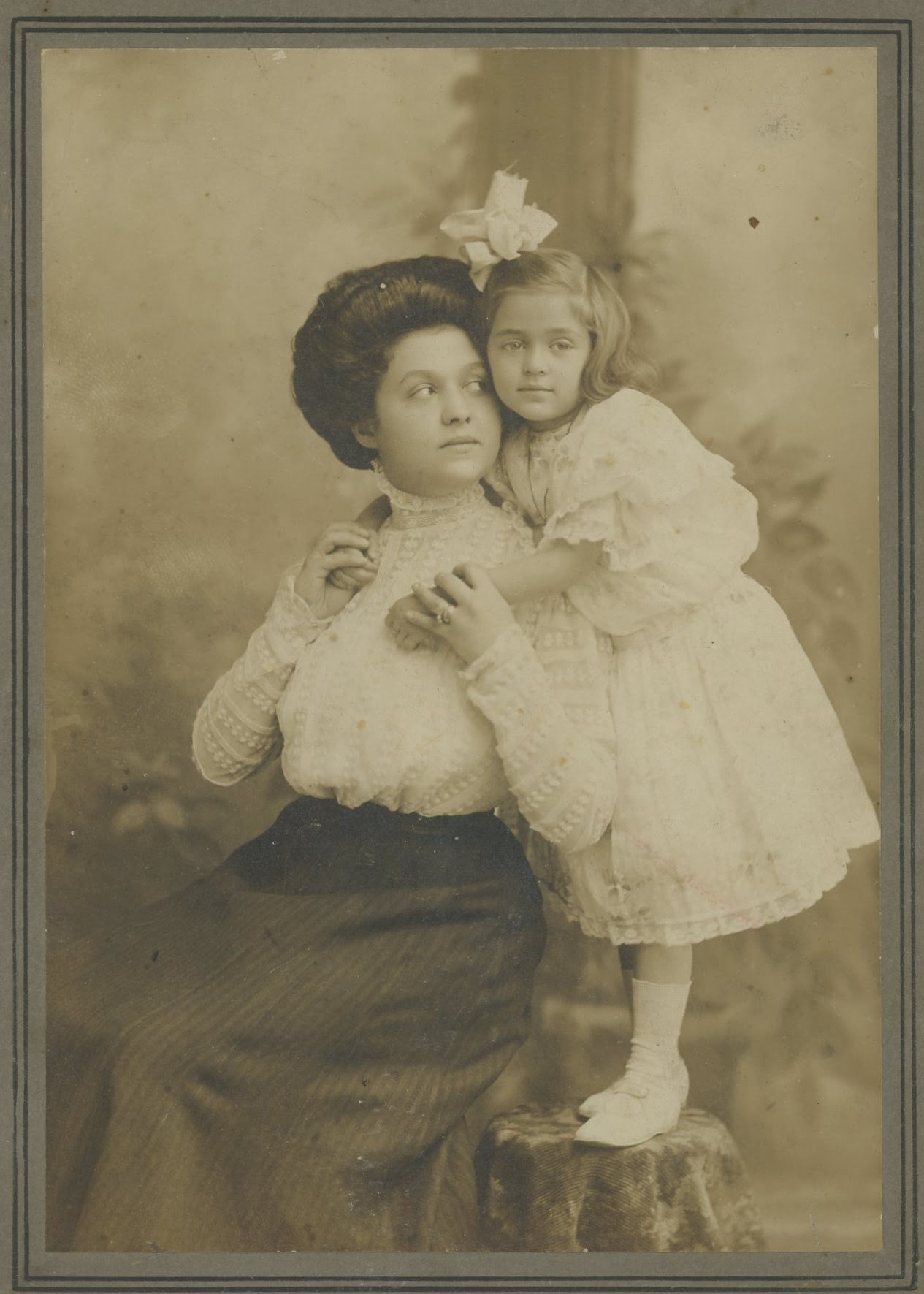 Mother's Day photo from David & Elsie Rosen Baum collection