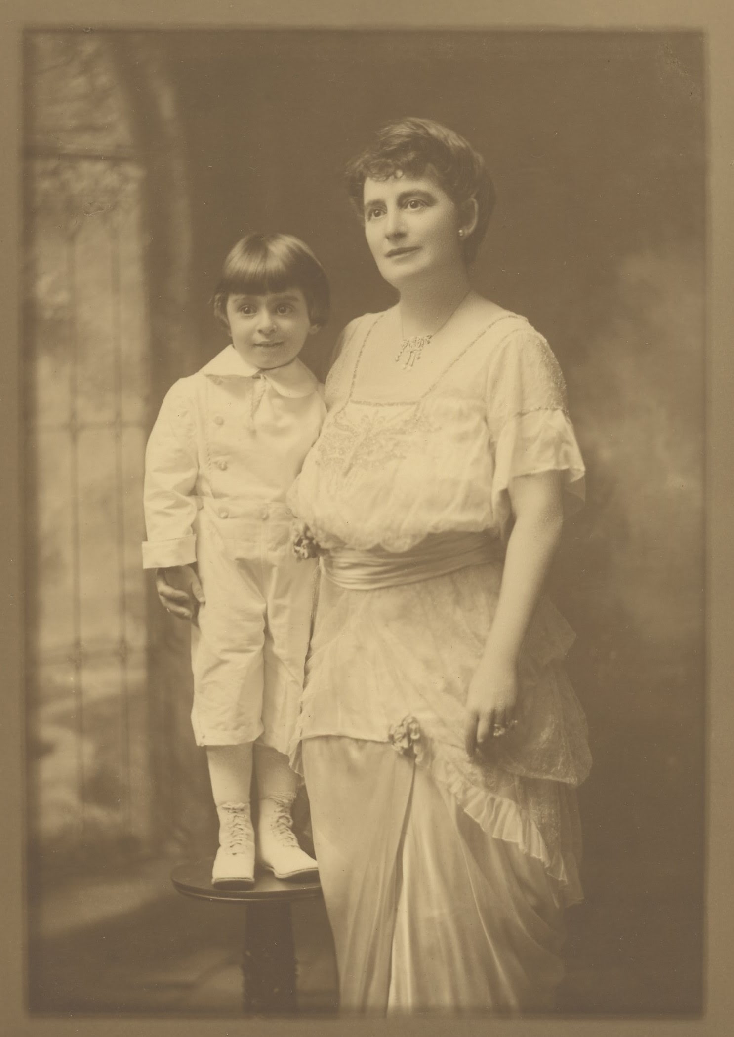 Mother's Day photo from Robert Kramer collection _4