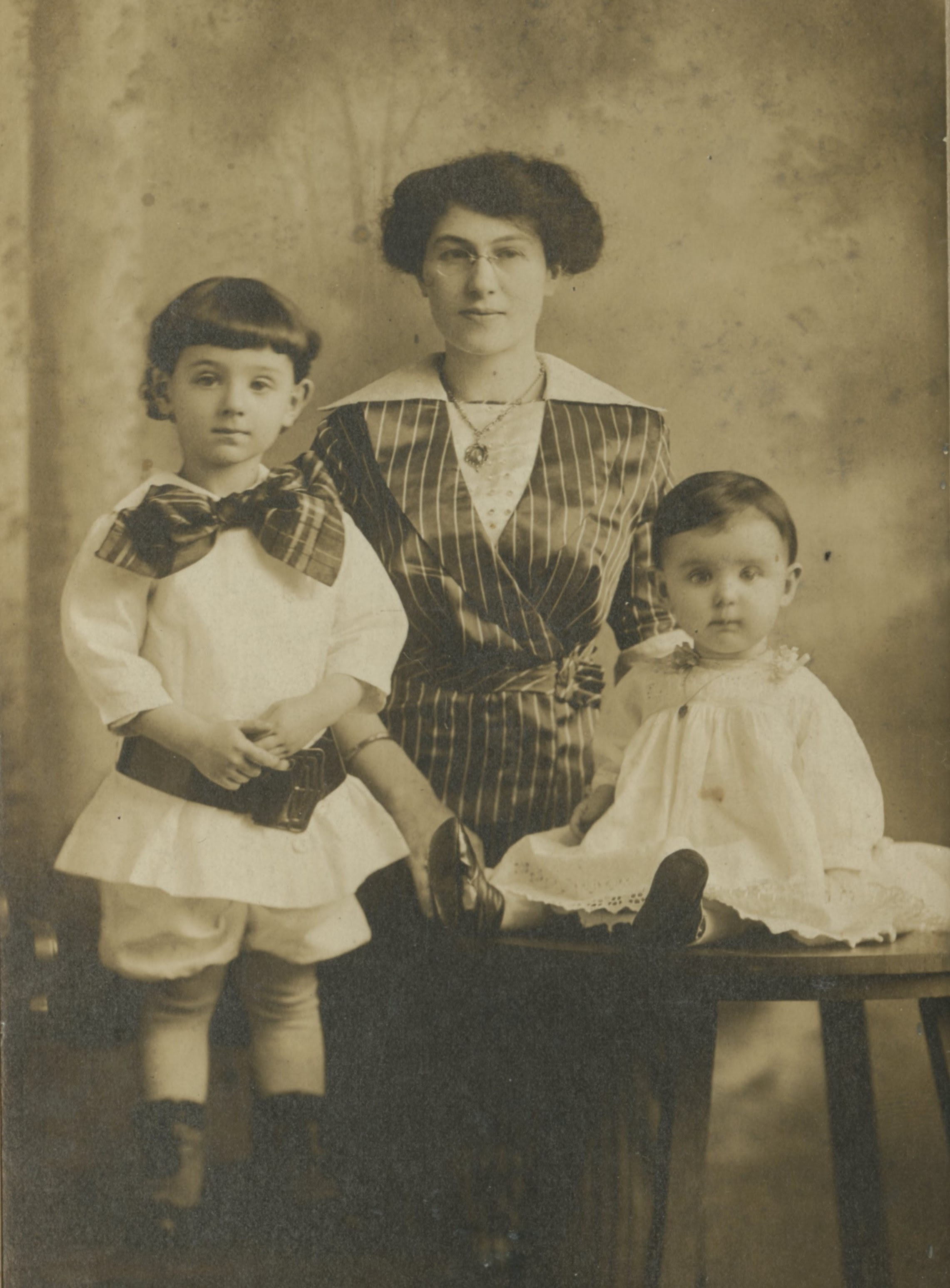 Northern New Jersey, portrait photo: mother, 2 children