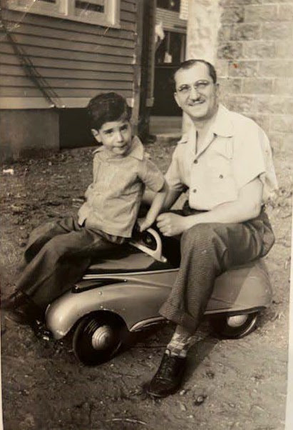 Paterson, New Jersey, East 28th Street, 1942, Marty Feitlowitz, pedal car, back yard