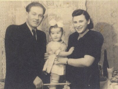 Minia Jay Kalish's 1st Birthday